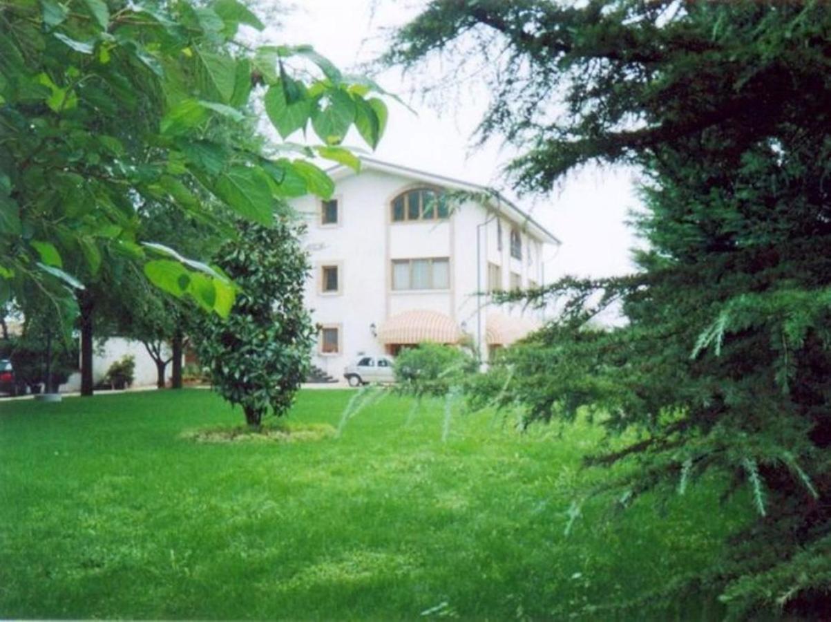 Agriturismo Corte Trincerone Mantova Luaran gambar